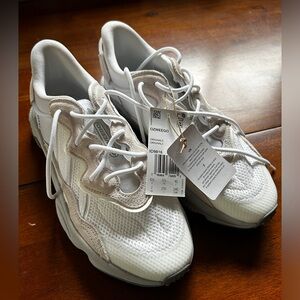 Adidas Ozweego BNWT
